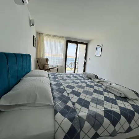 Giritli Meyhanesi & Butik 호텔 카라부룬