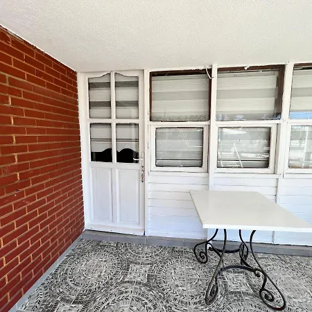 Giritli Meyhanesi & Butik Hotel Karaburun (Izmir)