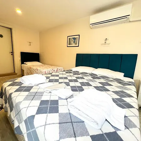 Hotel Giritli Meyhanesi & Butik Karaburun (Izmir)