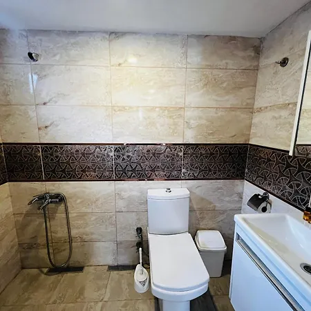 Giritli Meyhanesi & Butik 호텔 카라부룬