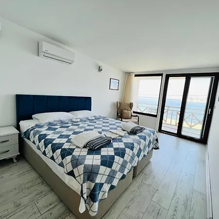 Giritli Meyhanesi & Butik 호텔 카라부룬