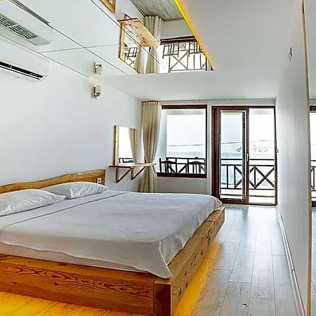 Giritli Meyhanesi & Butik 5*