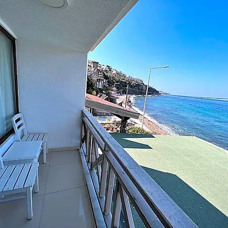 Giritli Meyhanesi & Butik 5* Karaburun (Izmir)