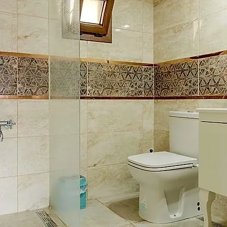 Giritli Meyhanesi & Butik 5* Karaburun (Izmir)