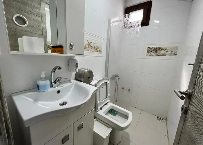 Giritli Meyhanesi & Butik 5* Karaburun (Izmir)