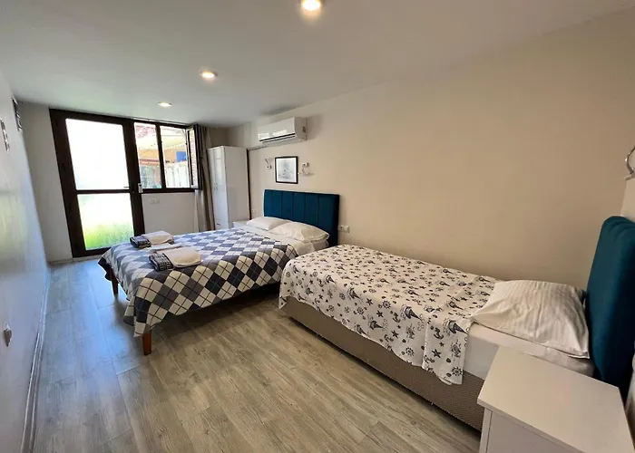 Hotel Giritli Meyhanesi & Butik Karaburun (Izmir)